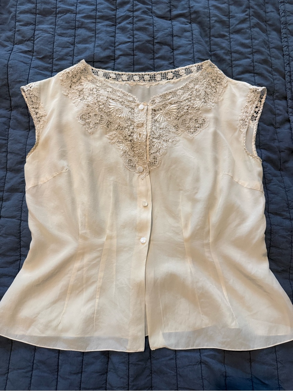 Vintage Lace Trim Sleeveless Blouse - Cream